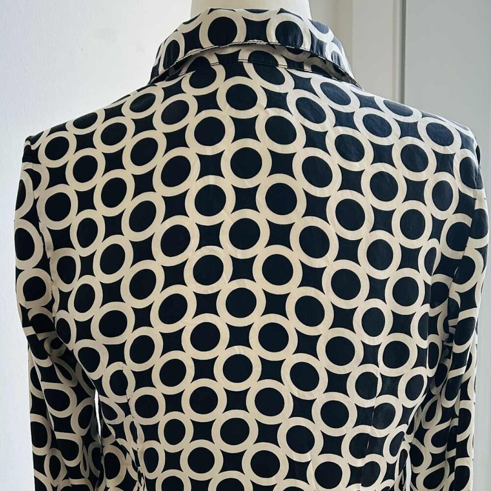 Vintage Josef Black & Ivory Pure Silk Geometric Print Button-Front Blouse – US 6 - Picture 4 of 9